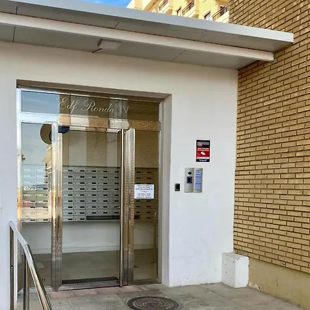 דירה Piso En El Paseo Maritimo פואנגירולה